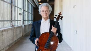 Stefan Panzer, Violoncello (Foto: Lena Semmelroggen)