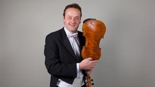 Benjamin Rivinius, Solo-Viola (Foto: Astrid Karger)