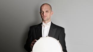 Martin Frink, Schlagzeug (Foto: Werner Richner) Martin Frink, Schlagzeug (Foto: Werner Richner)