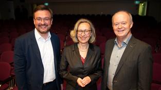 Martin Grasmück, Maria Grätzel und Prof. Thomas Kleist (Foto: Pasquale D'Angiolillo) Martin Grasmück, Maria Grätzel und Prof. Thomas Kleist (Foto: Pasquale D'Angiolillo)